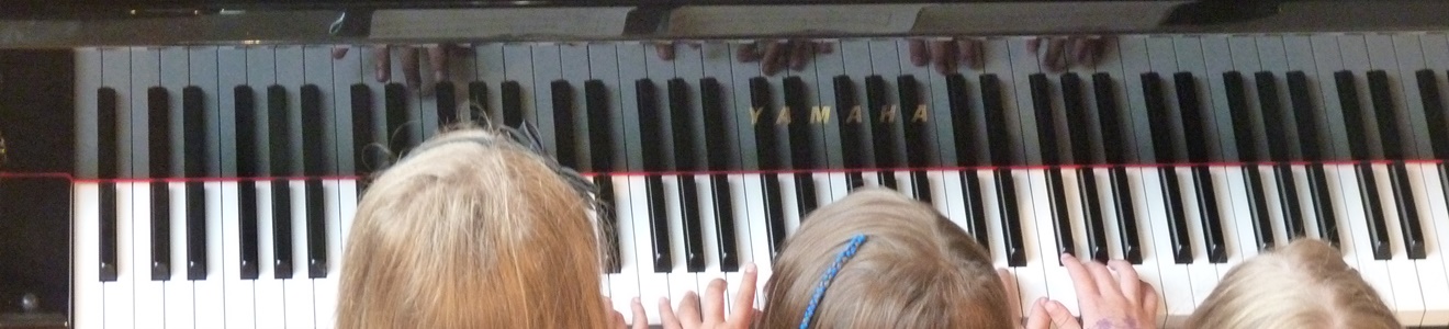Schülervorspiel Klavierklasse von Lilia Gilmanova